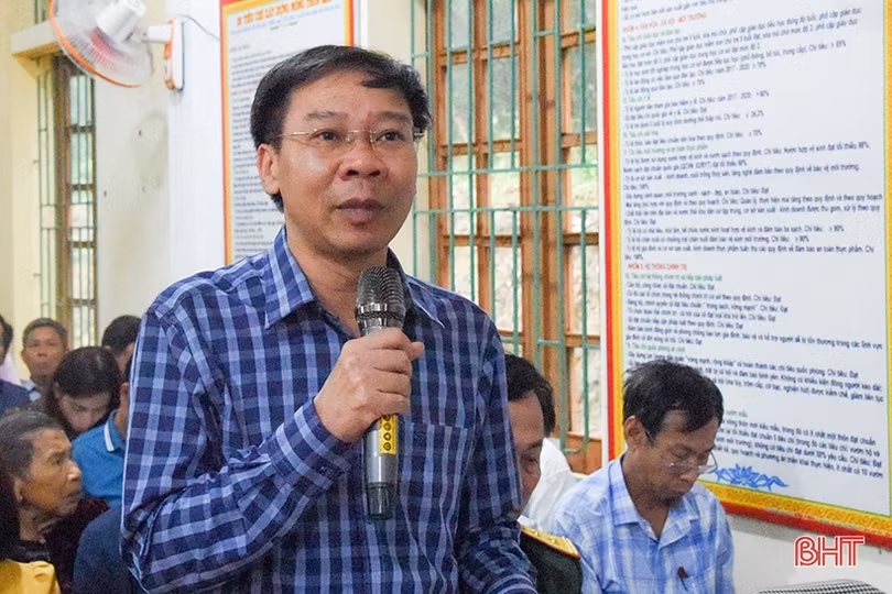 Cử tri các địa phương kiến nghị những vấn đề liên quan đến phát triển sản xuất, xây dựng hạ tầng