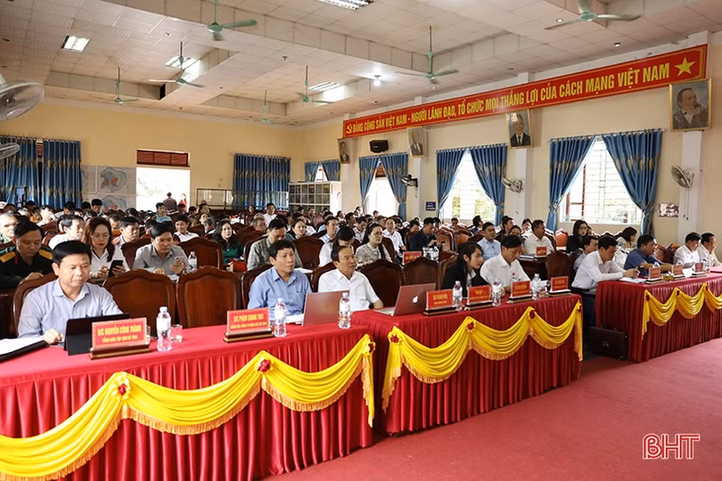 Cử tri các địa phương Hà Tĩnh phản ánh nhiều vấn đề bức thiết ở cơ sở