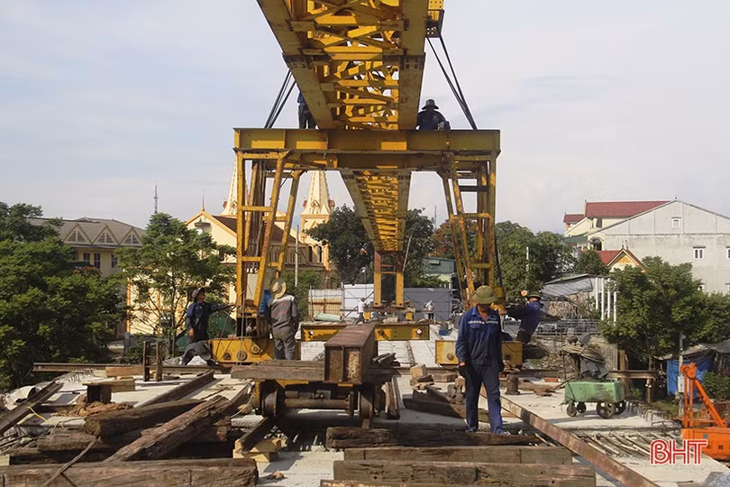 Hợp long cầu Thọ Tường trước 15 ngày so với tiến độ 