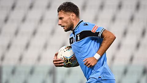 Immobile vượt Lewandowski, bỏ xa Ronaldo trong cuộc đua giành Chiếc giày vàng châu Âu