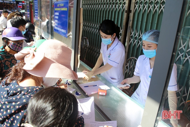 Người dân Hà Tĩnh “khởi động lại” các biện pháp phòng chống dịch Covid-19