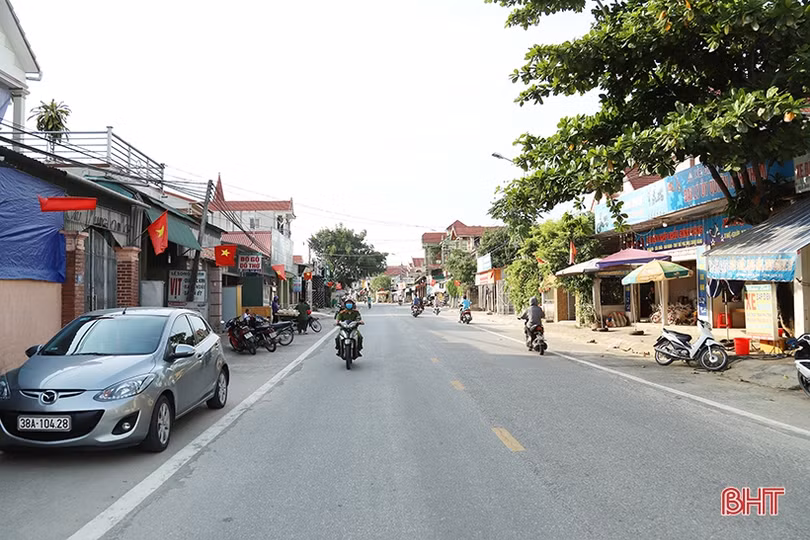 Cán bộ đi trước, người dân tiếp bước xây dựng đô thị văn minh ở Hương Sơn