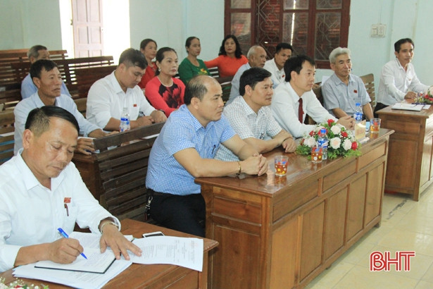 Địa phương đầu tiên ở Nghi Xuân triển khai mô hình bí thư đồng thời giữ chức chủ tịch UBND