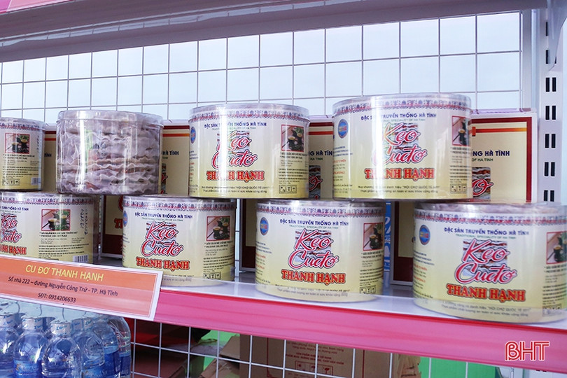 Sản phẩm OCOP, nông nghiệp, tiểu thủ công nghiệp của TP Hà Tĩnh thu hút đại biểu bên lề Đại hội Đảng bộ TP Hà Tĩnh