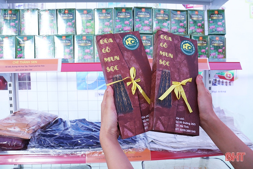 Sản phẩm OCOP, nông nghiệp, tiểu thủ công nghiệp của TP Hà Tĩnh thu hút đại biểu bên lề Đại hội Đảng bộ TP Hà Tĩnh