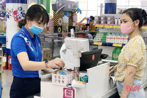 Người dân Hà Tĩnh “khởi động lại” các biện pháp phòng chống dịch Covid-19