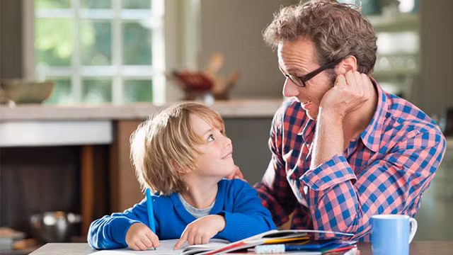 Tác hại từ những câu nói thường ngày mà rất nhiều cha mẹ sử dụng với con