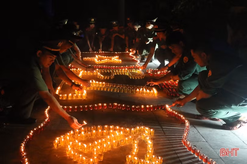 Hàng ngàn ngọn nến lung linh tri ân các anh hùng liệt sỹ