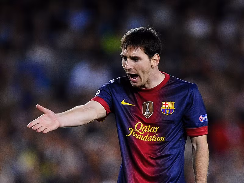 Messi rời Barcelona với giá 500 triệu euro