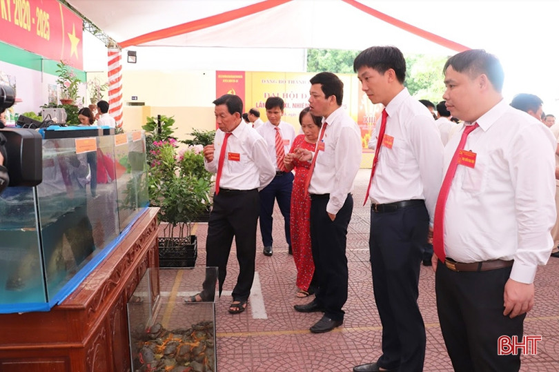 Sản phẩm OCOP, nông nghiệp, tiểu thủ công nghiệp của TP Hà Tĩnh thu hút đại biểu bên lề Đại hội Đảng bộ TP Hà Tĩnh