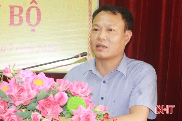 Hà Tĩnh điều động nhiều lãnh đạo sở ngành, địa phương