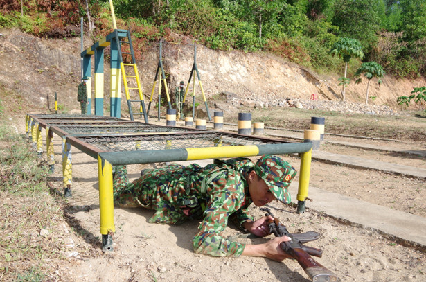 Gần 200 chiến sỹ “đội nắng” tranh tài tại hội thao quốc phòng