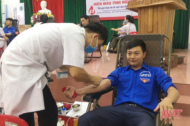 Bổ sung 93 đơn vị máu vào ngân hàng máu sống tỉnh Hà Tĩnh