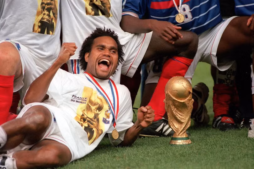 7 cầu thủ số hưởng bậc nhất lịch sử bóng đá