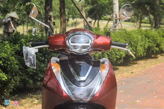 Honda SH Mode 2020 tăng giá 14 triệu sau khi về đại lý