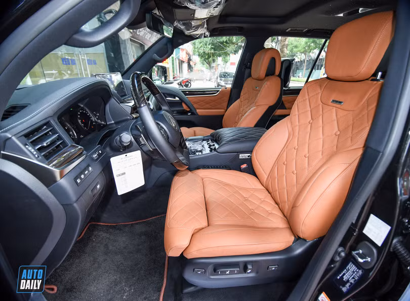 Lexus LX570 SuperSport 2020 4 chỗ, trang bị bầu trời sao như Rolls-Royce