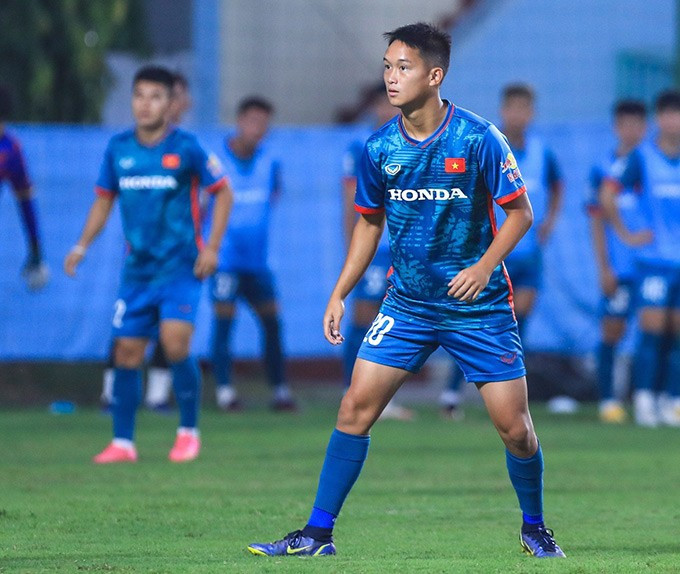 Tiền vệ Việt kiều toả sáng ở châu Âu trước khi về đá cho U22 Việt Nam 3 Cầu thủ Việt kiều toả sáng ở châu Âu trước khi về đá cho U22 Việt Nam | Báo Hà Tĩnh - Tin tức Hà Tĩnh mới nhất, tin nhanh Hà Tĩnh 24h