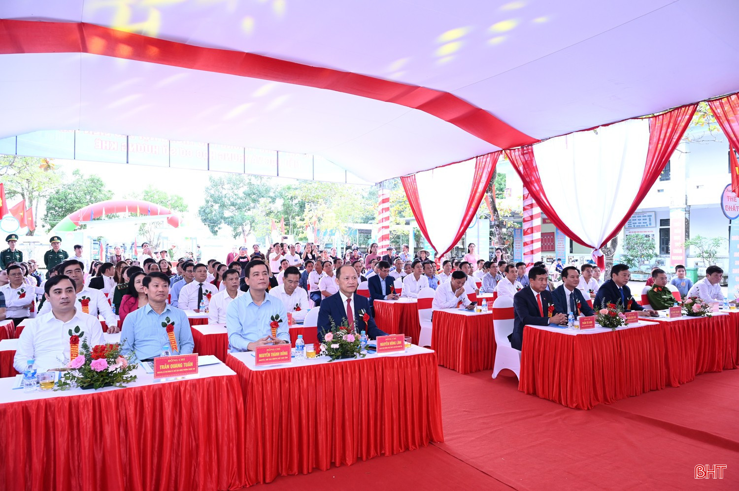 Phó Bí thư Thường trực Tỉnh ủy - Chủ tịch HĐND tỉnh Nguyễn Hồng Lĩnh tham dự tại điểm cầu xã Hương Khê (tỉnh Hà Tĩnh).