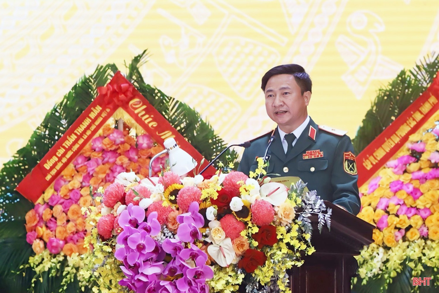 Thiếu tướng Đoàn Xuân Bường - Chính ủy Quân khu 4 phát biểu đáp từ. bqbht_br_img-5851.jpg