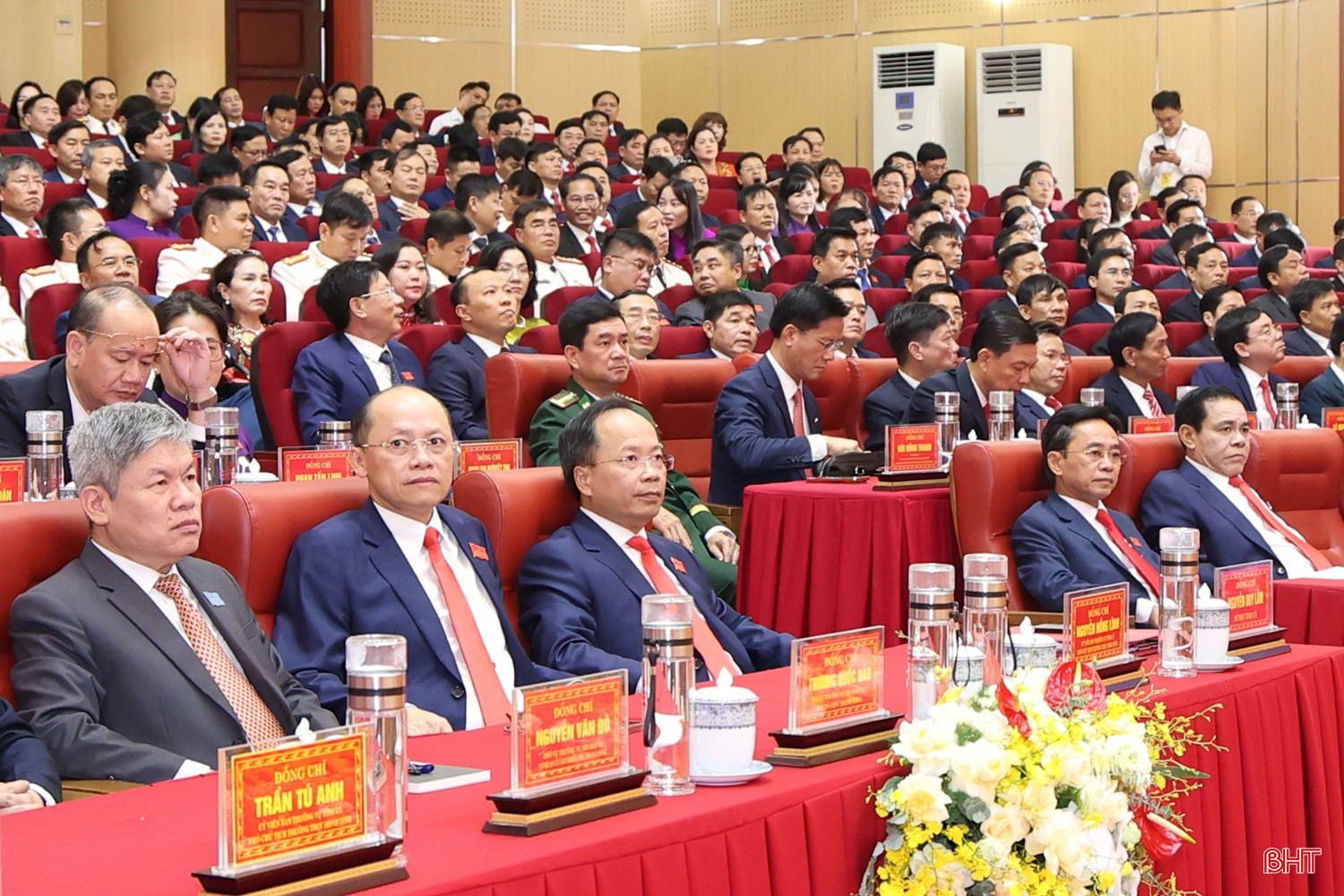 Đại diện các cơ quan Trung ương, các đồng chí lãnh đạo tỉnh dự đại hội. bqbht_br_img-2868-1.jpg