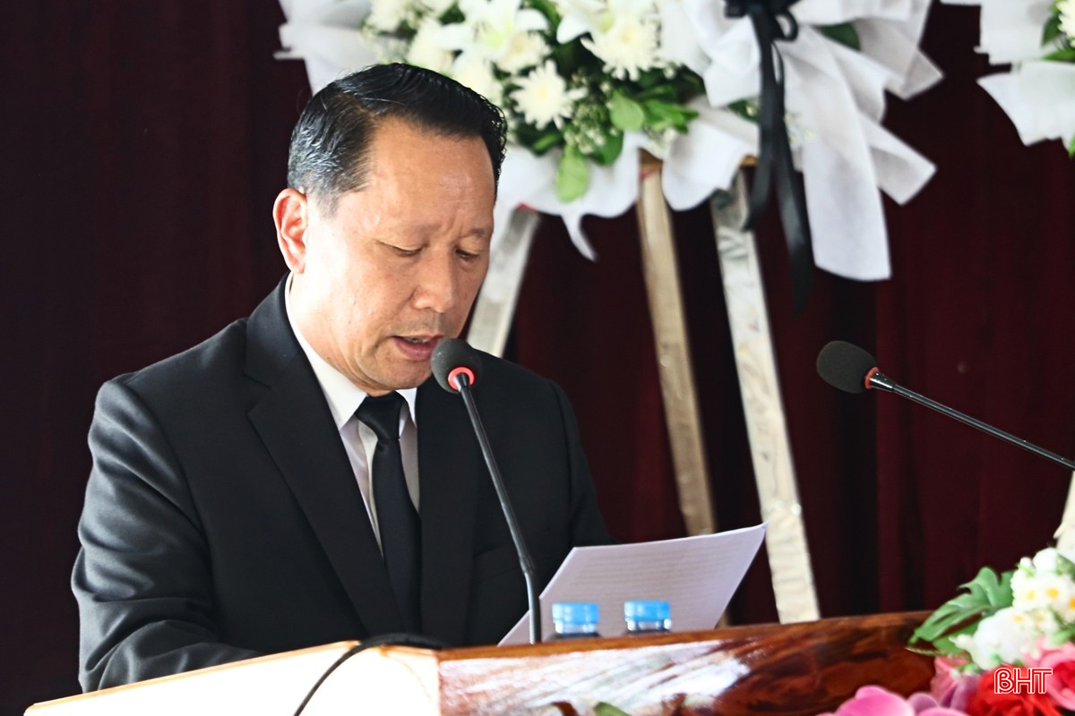 Đồng chí Sông Lảo Giông Nủ - Phó Bí thư Thành ủy, Trưởng Ban công tác đặc biệt Thủ đô Viêng Chăn phát biểu tại buổi lễ. bqbht_br_11.jpg