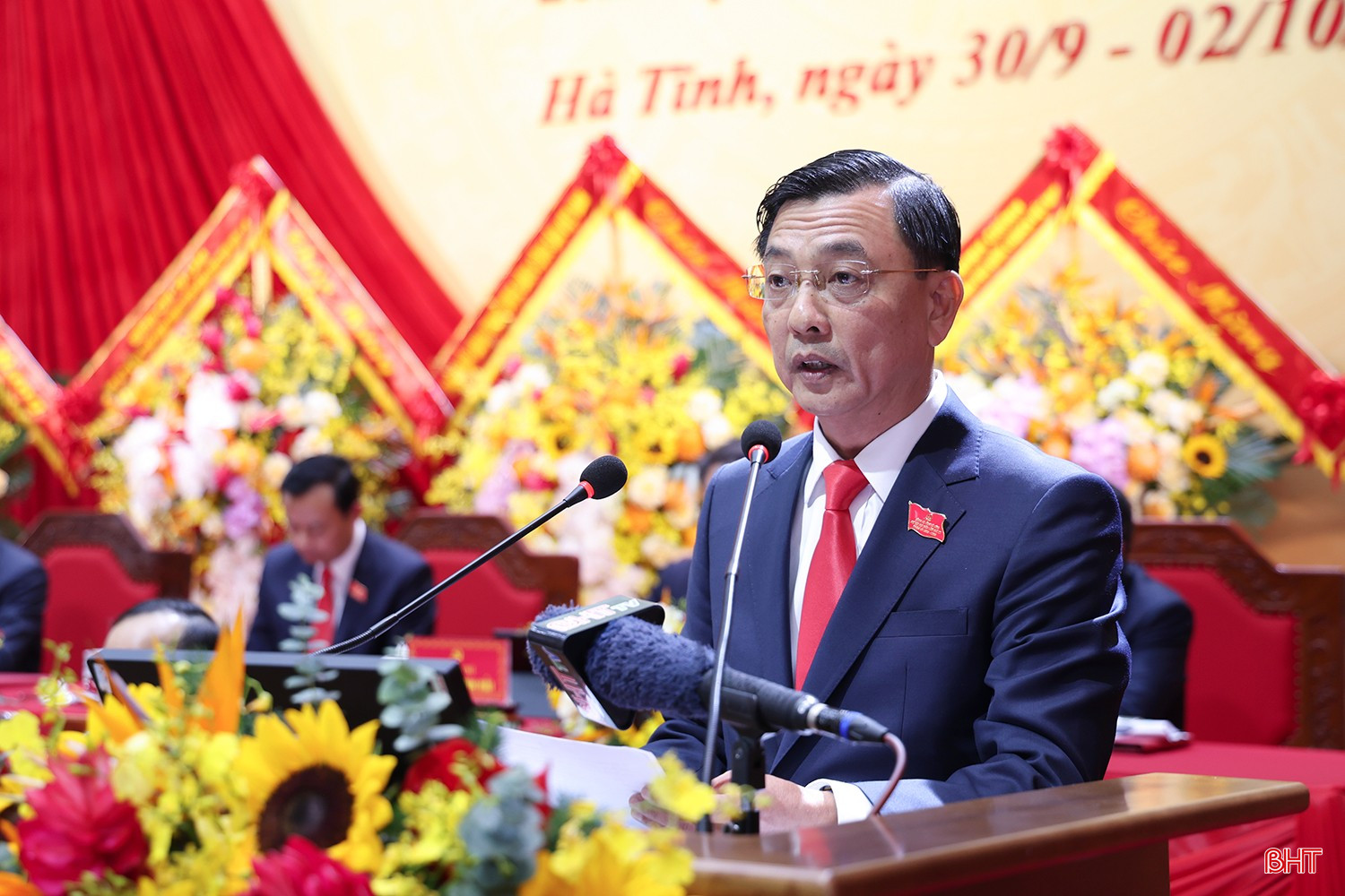 Đại biểu Trần Việt Hà trình bày tham luận. bqbht_br_viet-ha.jpg