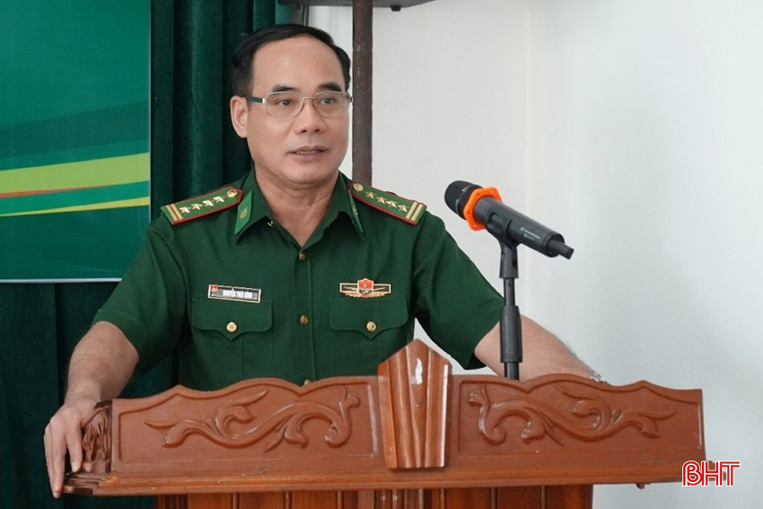 Colonel Nguyen Thai Binh - Political Commissar of Ha Tinh Border Guard Command spoke at the Conference. bqbht_br_thuc-6.jpg