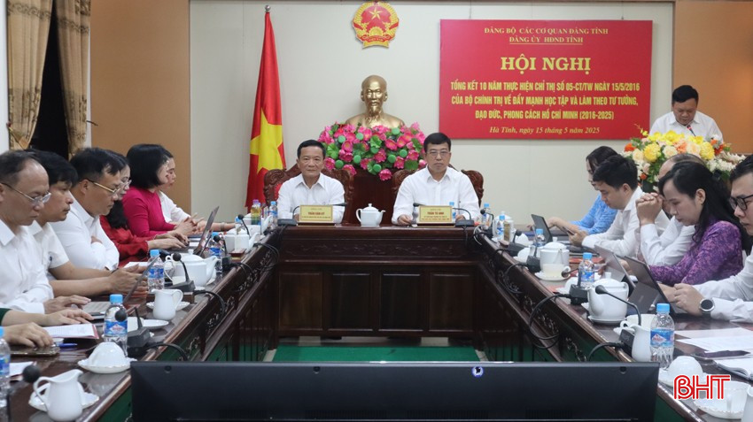 Chủ trì hội nghị. bqbht_br_img-2443.jpg