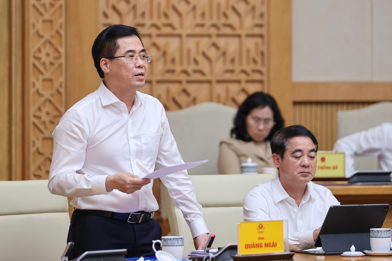 Đại diện tỉnh Quảng Ngãi báo cáo tại Hội nghị - Ảnh: VGP/Nhật Bắc Đại diện tỉnh Quảng Ngãi báo cáo tại Hội nghị - Ảnh: VGP/Nhật Bắc