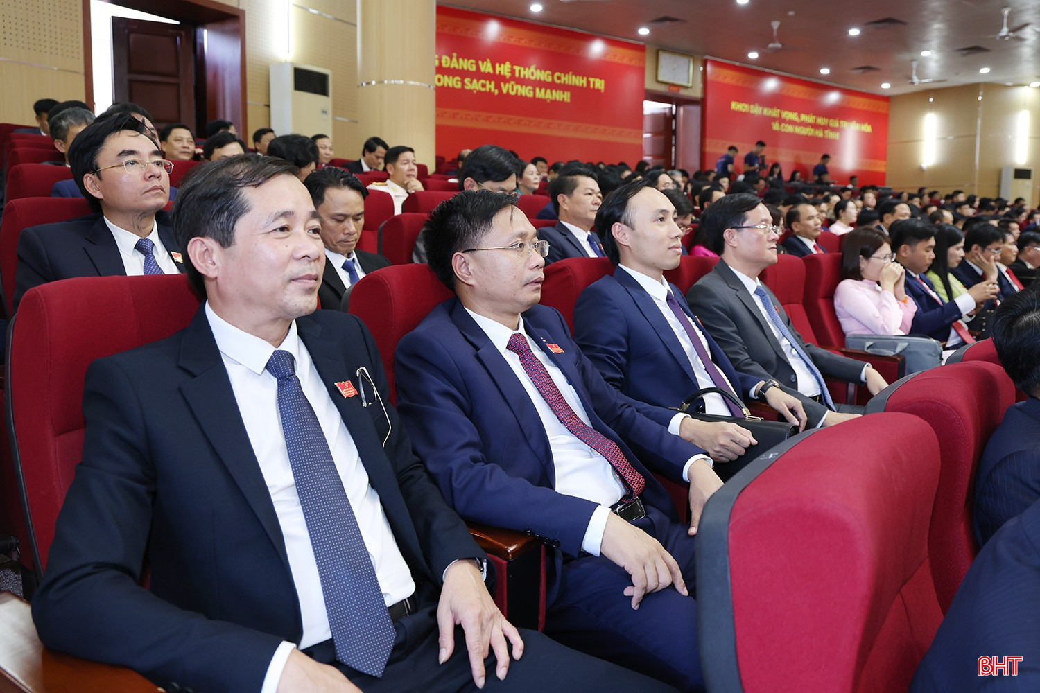 Đại biểu tham dự Đại hội. Đại biểu tham dự Đại hội.