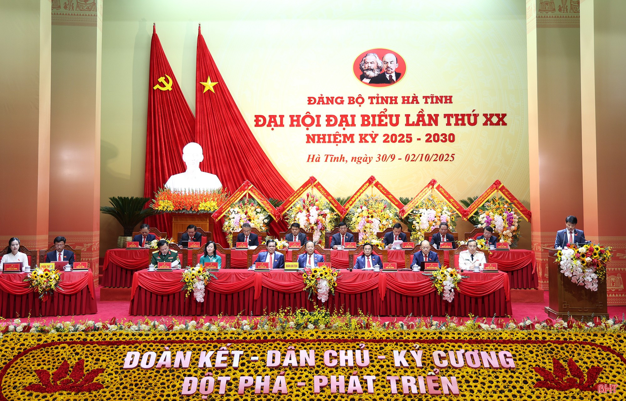 Đại hội tiến hành tham luận. bqbht_br_doan-chu-tich-80.jpg