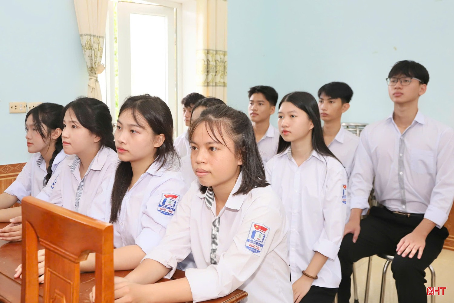 Học sinh Trường Trường THPT Đức Thọ dự lễ khai giảng trực tuyến. bqbht_br_4d05f62c9911124f4b00.jpg