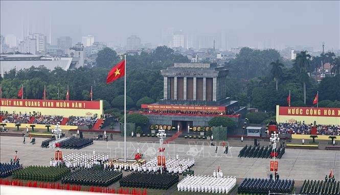 Các khối Quân đội diễu hành tại Lễ kỷ niệm, diễu binh, diễu hành 80 năm Cách mạng tháng Tám thành công và Quốc khánh nước CHXHCN Việt Nam (2/9/1945 - 2/9/2025). Ảnh: Doãn Tấn/TTXVN