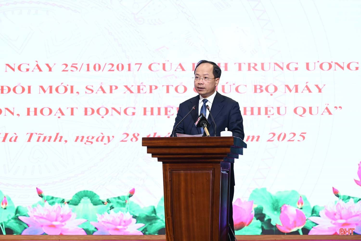 Bí thư Tỉnh ủy Nguyễn Duy Lâm kết luận hội nghị. bqbht_br_dsc-9172.jpg