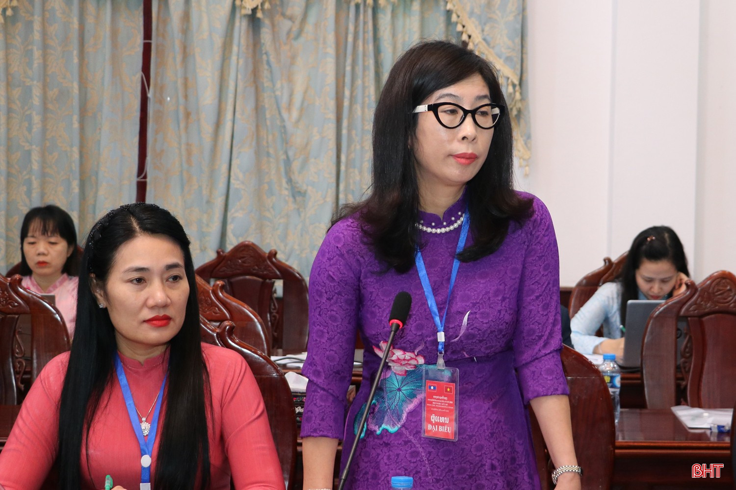 Bà Phan Thị Thu Hiền - Phó Cục trưởng Cục Đường bộ Việt Nam phát biểu tại buổi hội đàm.