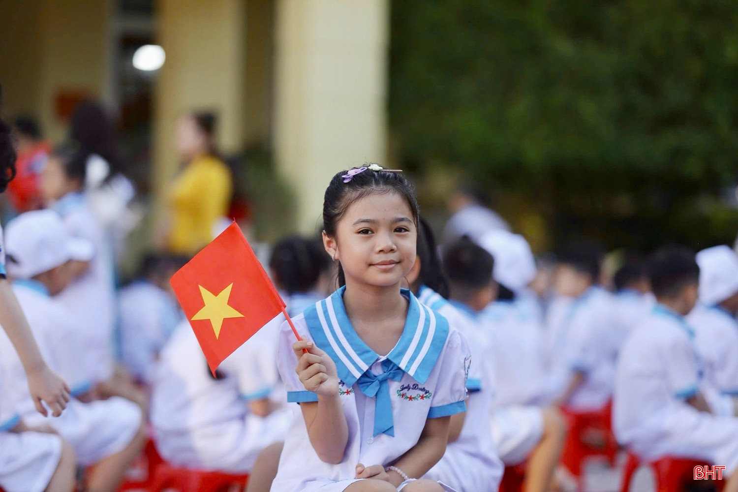 Học sinh tham gia lễ khai giảng tại Trường Tiểu học Bắc Hà (phường Thành Sen). bqbht_br_b8e06699d3a958f701b8.jpg