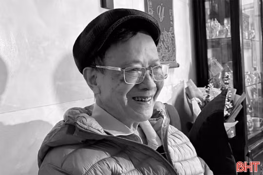 Nhà giáo Ưu tú Lê Thái Phong - Ngọn gió lành đã bay đi…
