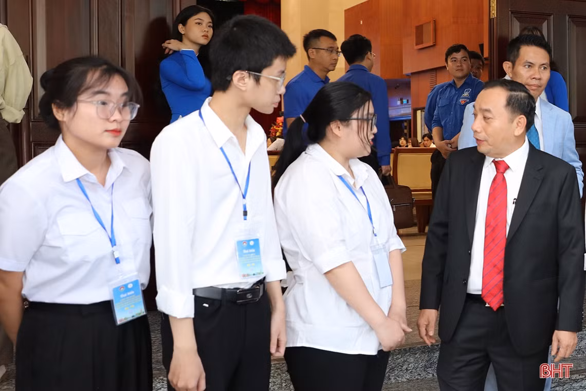 “Hà Tĩnh ơi, sâu nặng ân tình”