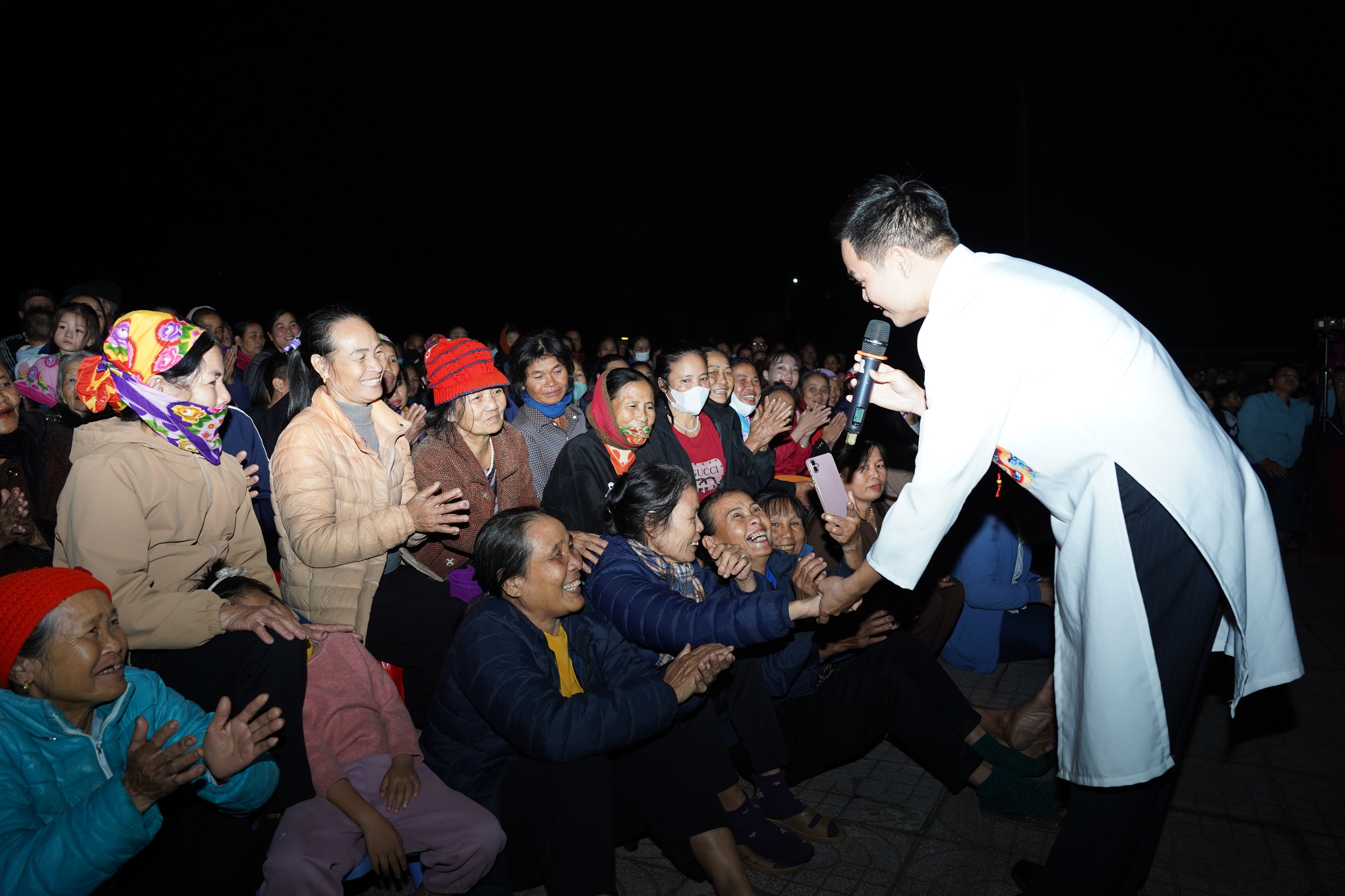 Tình cảm của khán giả đã tiếp thêm động lực cho NNDG Văn Sang trên con đường lan toả các giá trị di sản.