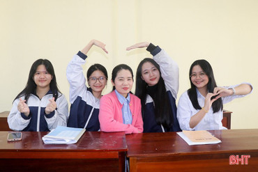 Từ con số 0 đến dấu ấn quốc gia của đội tuyển tiếng Trung Hà Tĩnh