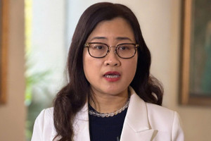 Đề xuất tăng mức đóng BHYT lên 6% để tiến tới miễn viện phí toàn dân