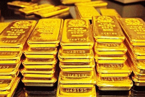 Giá vàng hôm nay 16/8/2025: Trong nước giảm, thế giới tăng nhẹ