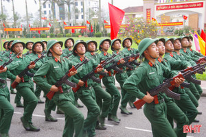 Xem chiến sĩ hợp luyện cho ngày ra quân huấn luyện năm 2026