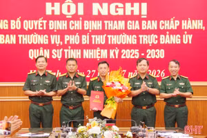 Đảng ủy Quân sự tỉnh Hà Tĩnh công bố quyết định về công tác cán bộ