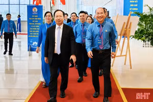Đại hội Công đoàn Việt Nam lần thứ XIV hoàn thành phiên trọng thể