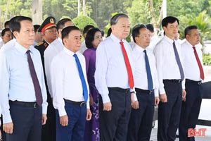Lãnh đạo Đảng, Nhà nước dâng hương tưởng niệm Tổng Bí thư Hà Huy Tập