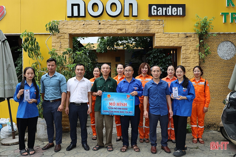TP Hà Tĩnh ra mắt tuyến đường kinh doanh thanh toán không dùng tiền mặt