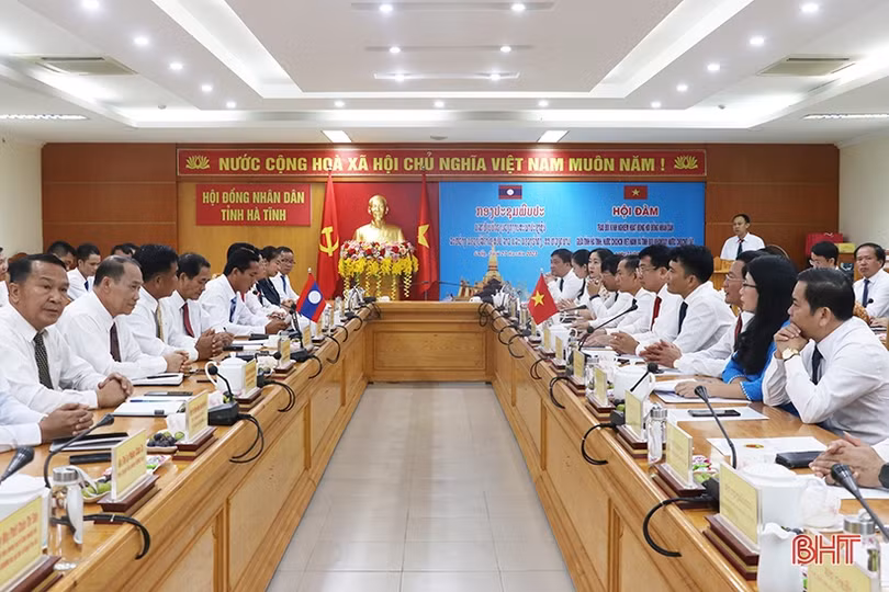 Hà Tĩnh và Bolikhămxay hội đàm, trao đổi kinh nghiệm về công tác hội đồng nhân dân 