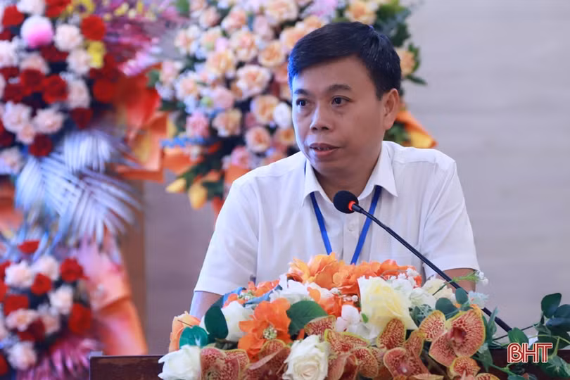 Ông Bùi Đắc Thế tái đắc cử Chủ tịch Hội Tin học Hà Tĩnh