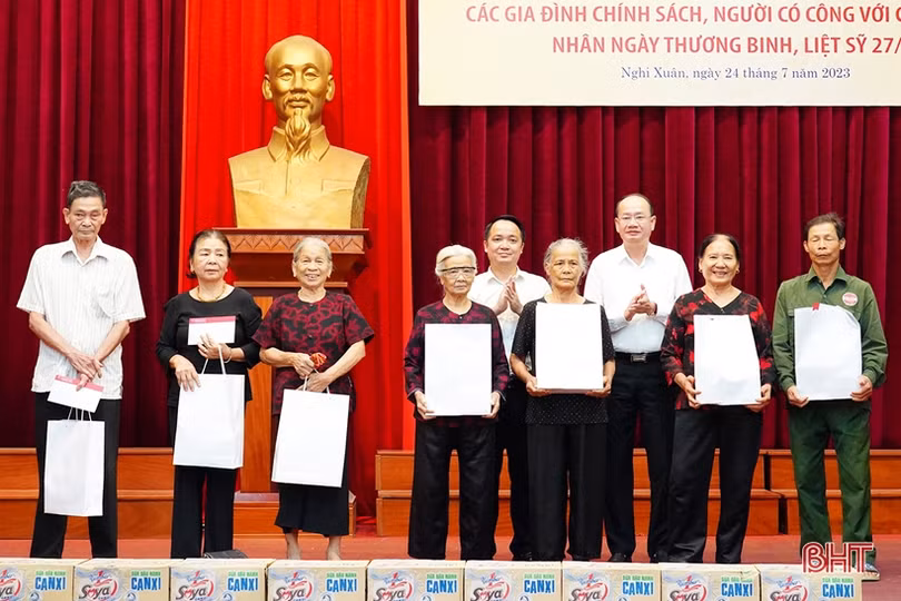 Nhiều hoạt động ý nghĩa tri ân gia đình chính sách, người có công ở Hà Tĩnh